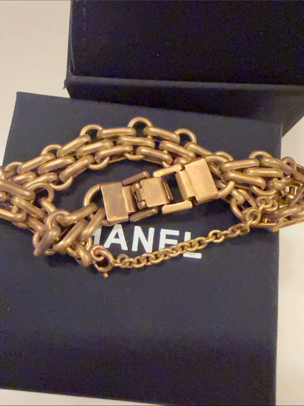 CHANEL layered doble